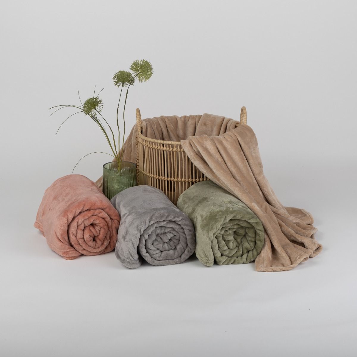 Поларено Одеяло Silk touch, сиво, 130/170 см 5 Поларено Одеяло Silk touch СИВО, 130/170 см 4